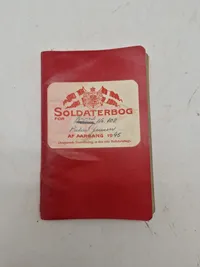 Stor samling originale billeder, soldaterbog mm fra 45-46