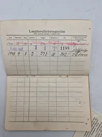 Stor samling originale billeder, soldaterbog mm fra 45-46