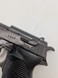 Denix model pistol - tysk Walther P38