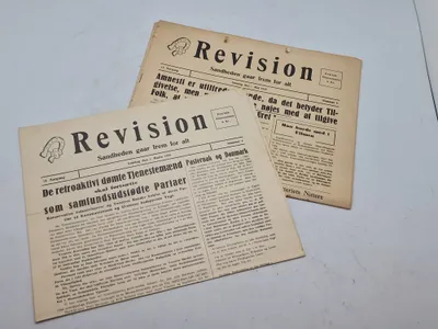 To stk originale eks af bladet “Revision” som var kendt for at støtte og hjælpe danske nazister