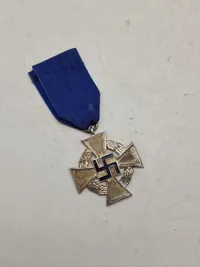 Original medalje - Für Treue Dienst (25)
