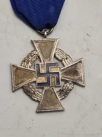 Original medalje - Für Treue Dienst (25)