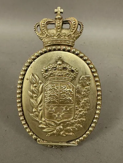 Ekstremt sjælden gave fra Christian X til sine garder kammerarter i anledningen af deres 25 års jubilæum i 1914, uddelt i 138 eksemplarer