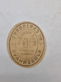 Original ølmærkat - bemærk det omvendte swastika