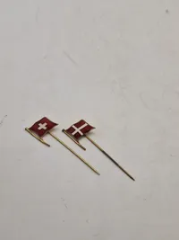 Originale pins fra perioden omkring ww2