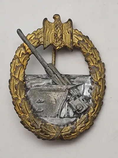 Originalt Kriegsabzeichen fur die Marine-Artillerie