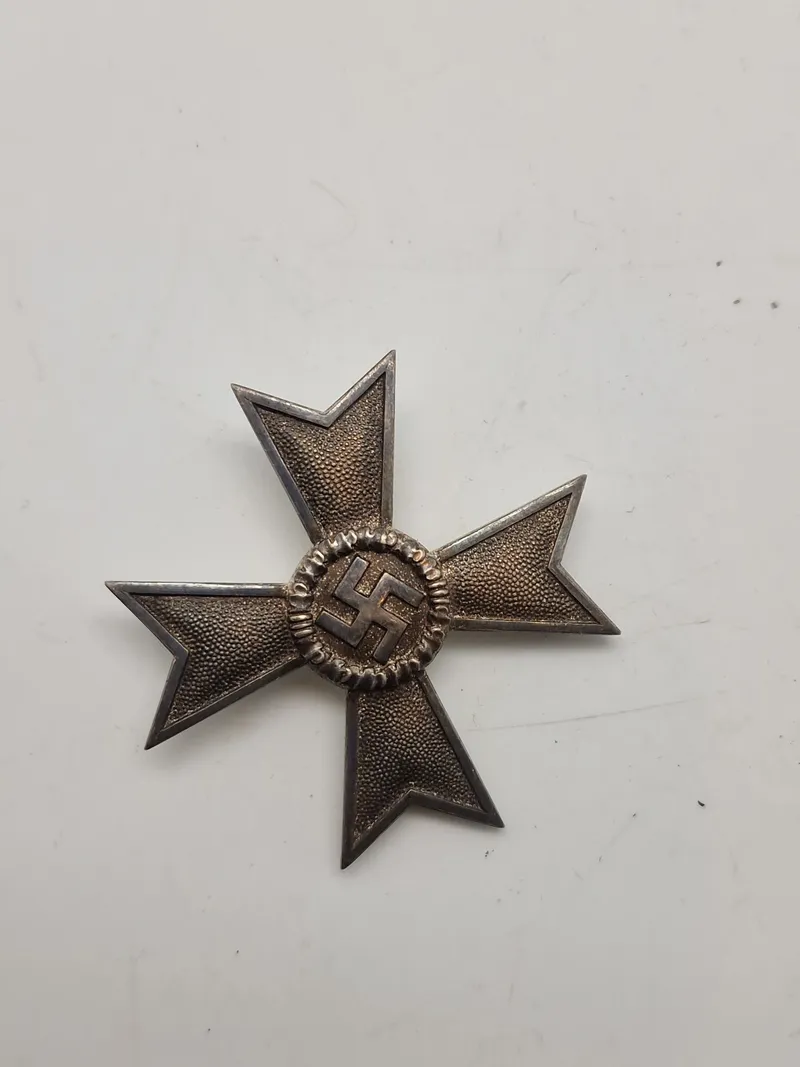 Originalt Kriegsverdienstkreuz 1.Klasse OHNE Schwerter (KVK1/39) (Deschler & Sohn)