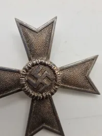Originalt Kriegsverdienstkreuz 1.Klasse OHNE Schwerter (KVK1/39) (Deschler & Sohn)