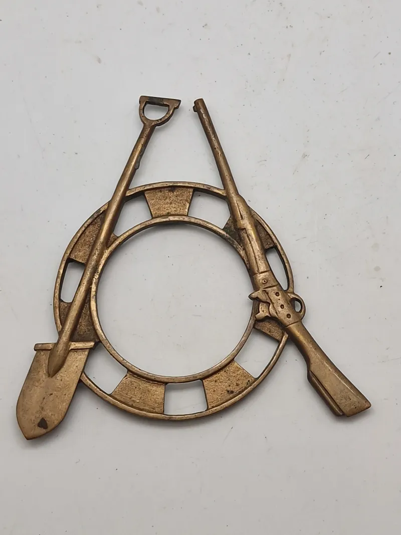 Sjældent originalt ingeniør emblem model 1870 for hue