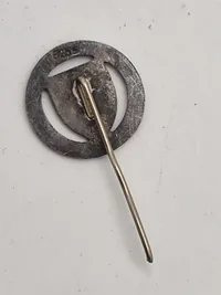 Original pin fra den danske brigade i Tyskland - Sterlingsølv og emalje