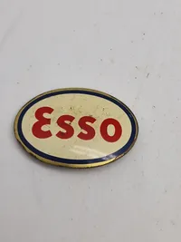 Samling diverse bil reklame pins