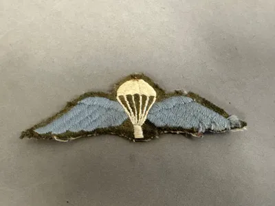 Original Engelsk WW2 faldskærmsvinge