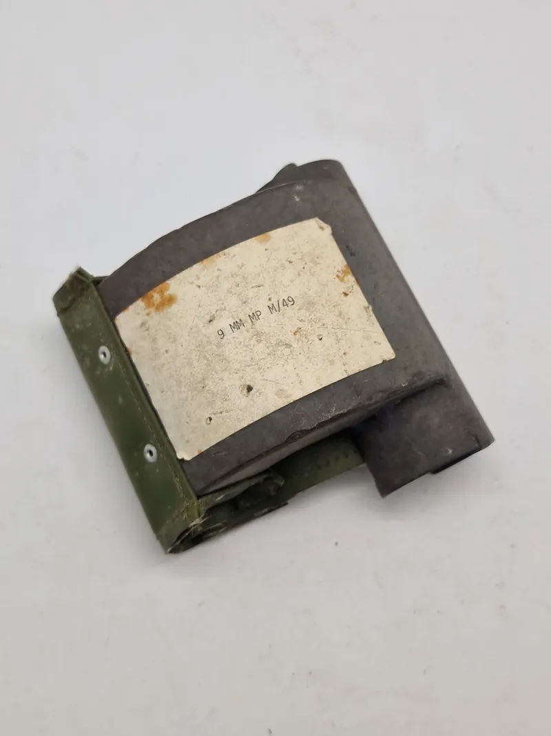 Original udkasterskærm og pose for mp/49