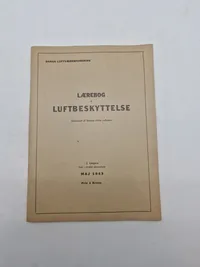 Samling originale ww2 luftværns papirer, pjecer mm.