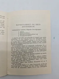 Samling originale ww2 luftværns papirer, pjecer mm.