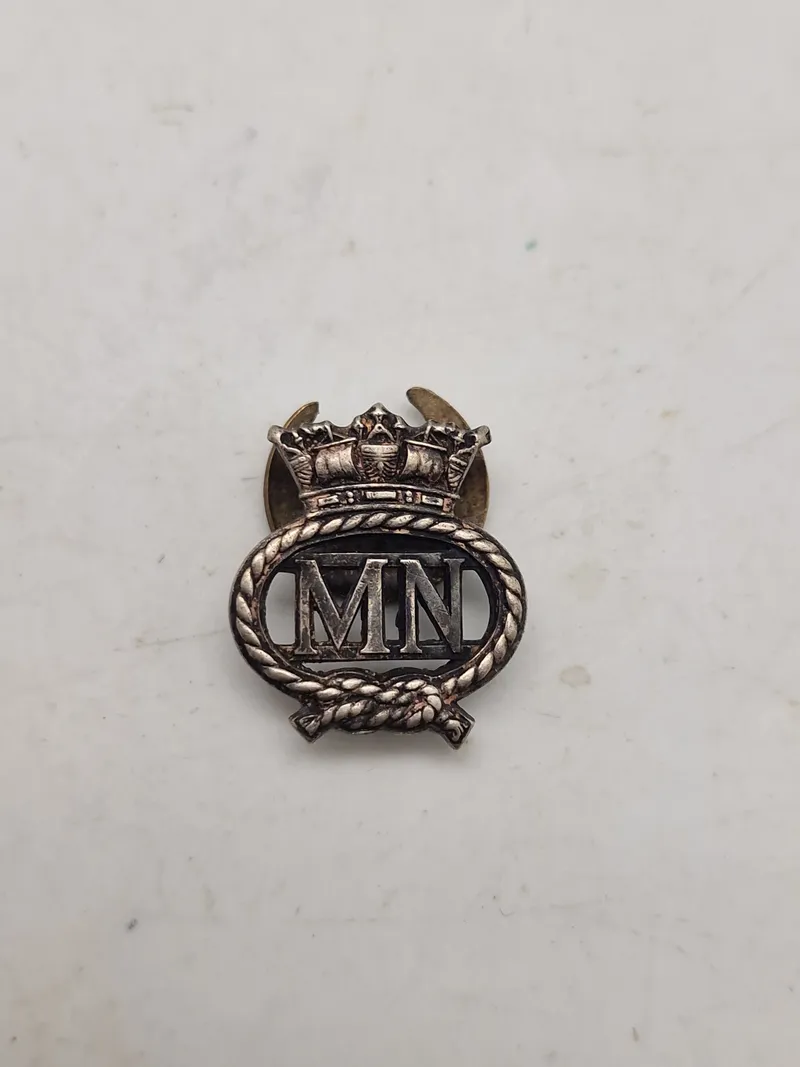 Original WW2 Merchant Navy On War Service Silver Lapel Badge