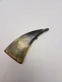 Originalt krudthorn