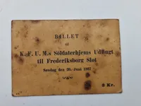 Original sangbog med bl.a. befrielses sange, samt billet til bal på KFUM