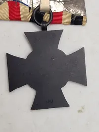 Sjælden original spange med Ehrenkreuz für Hinterbliebene samt Für Treue Dienst (25 jare) Givet til en kvinde