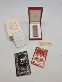 Original Cartier lighter med æske og certifikat