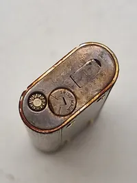Original Cartier lighter med æske og certifikat