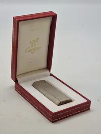 Original Cartier lighter med æske og certifikat
