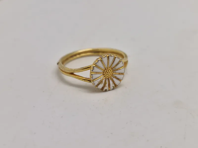 Original Georg Jensen marguerit fingerring, emalje og forgyldt sterlingsølv