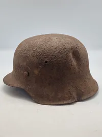 Original jordfunden M/42 hjelm
