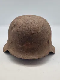 Original jordfunden M/42 hjelm