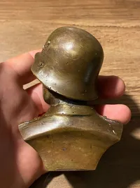 Buste af tysk soldat - Postwar