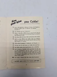 Original pjece ww2 - Kom godt hjem!
REGLER FOR LYGTEFØRING OG FÆRDSEL UNDER MØRKLÆGNINGEN