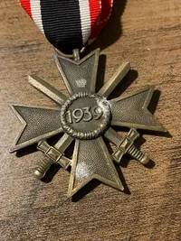 Originalt kvk med sværd