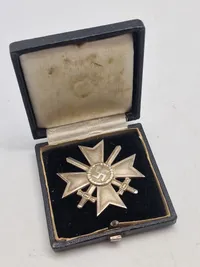 Originalt KVK M/sværd 1.kl med æske