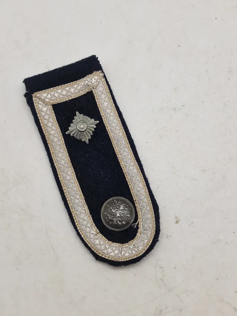 Original Sjælden ET / HIPPO skulderstrop fremstillet i DK WW2