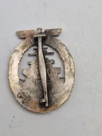 WWII German (Kriegsmarine) HIGH SEAS FLEET WAR BADGE. (Flotten-Kriegsabzeichen), vanvittig postwar