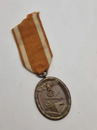 Original Deutsches Schutzwallehrenzeichen