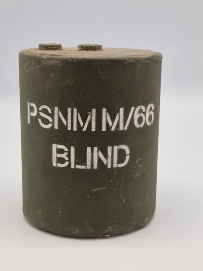 Original personelmine M/66 til undervisningsbrug