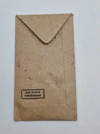 Original tildelingspose for Deutsches
Schukwall-
Ehrenzeichen
