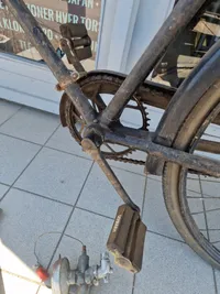 Original BFC knallert fra 1950, skal renoveres. Hentes i Vordingborg eller leveres efter aftale