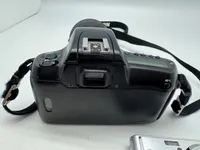 Nikon mm.