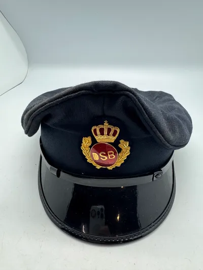 DSB kasket størelse 57