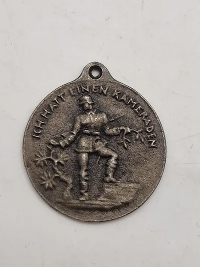 Originalt tysk vedhæng, ww1 med teksten Is Hatt Einen Kameraden