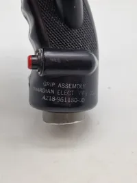 Original U.S. Vietnam War Era North American Supersonic F-100 Super Sabre Control Stick Grip Flight Control Grip , sjælden