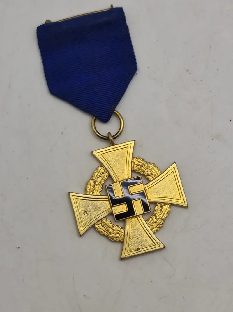 Original medalje Für Treue Dienst (40 år)