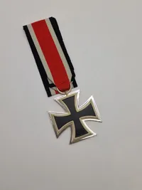 Originalt Eisernes kreuz II.kl Hersteller 13 - Gustav Brehmer Metallwarenfabrik - mint stand