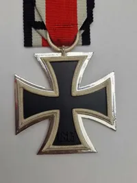 Originalt Eisernes kreuz II.kl Hersteller 13 - Gustav Brehmer Metallwarenfabrik - mint stand