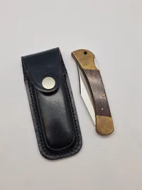 Veludført foldekniv med etui
