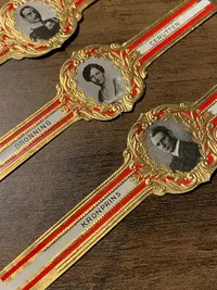 Originale cerut mavebælter med royale fotos