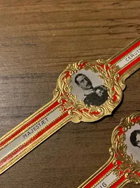 Originale cerut mavebælter med royale fotos