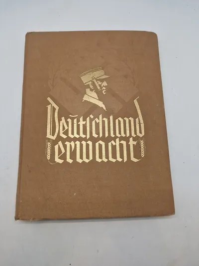 Originalt eks af Deutschland Erwacht